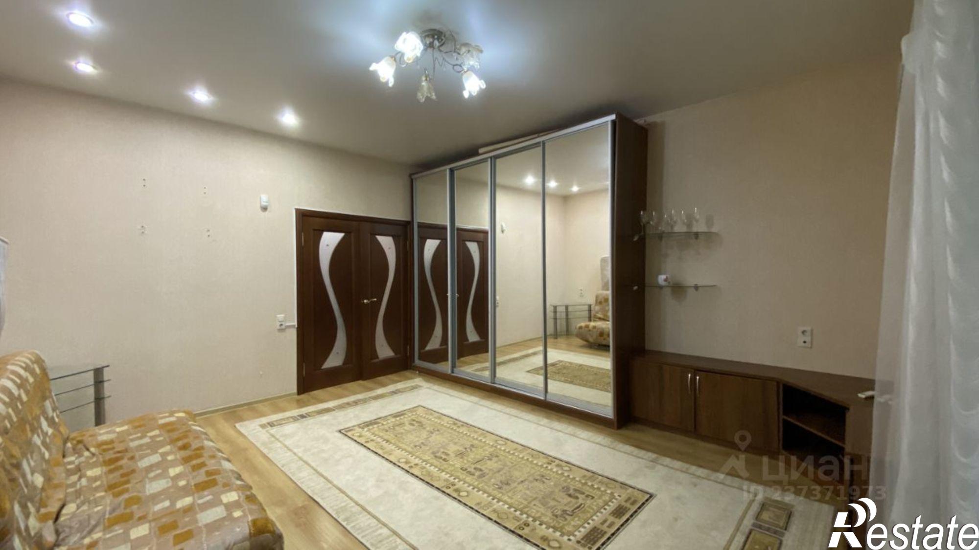 Сдать квартиру за 70 000 рублей на ул Грибоедова, 31