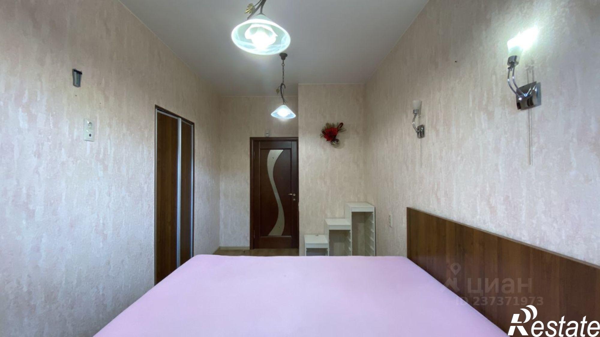 Сдать квартиру за 70 000 рублей на ул Грибоедова, 31