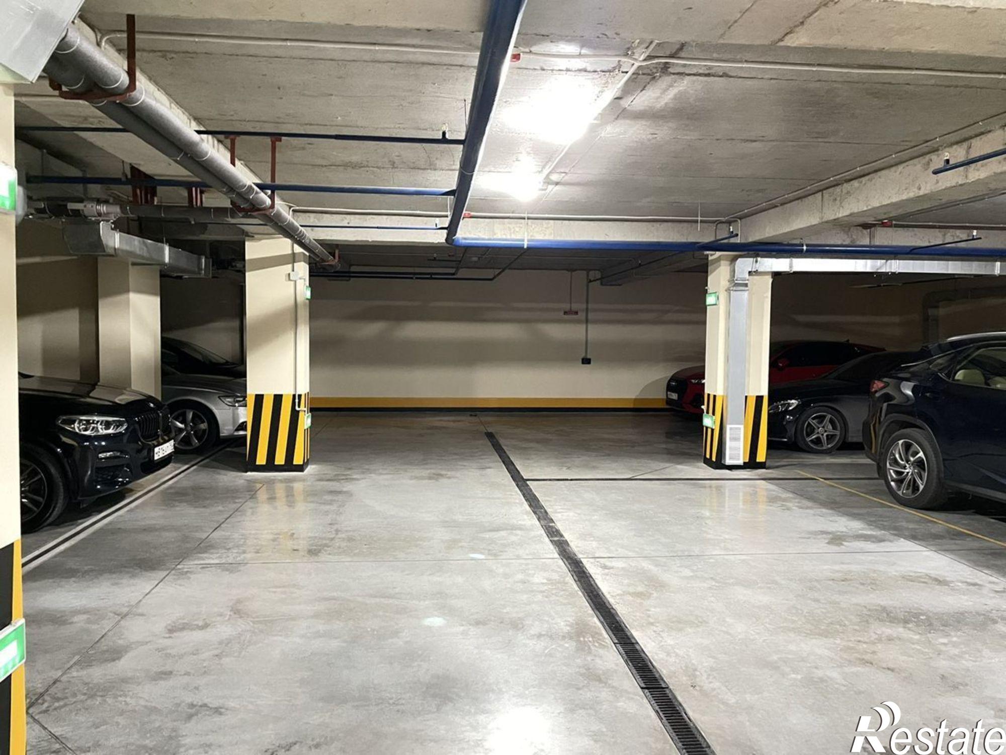 Сдать гараж, место в паркинге за 12 991 рублей на Депутатская улица