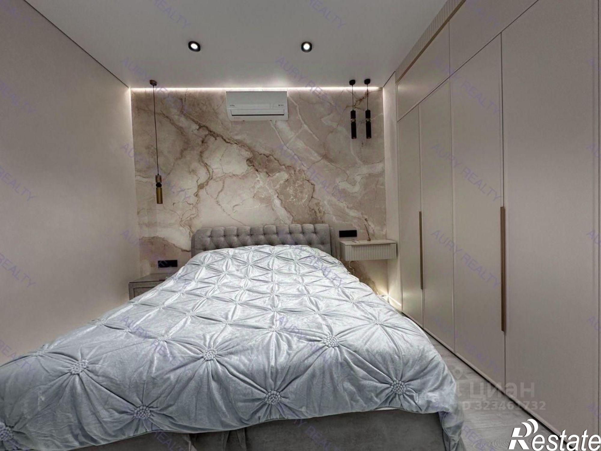 Купить квартиру за 23 800 000 рублей на ул Гагринская, 3/8