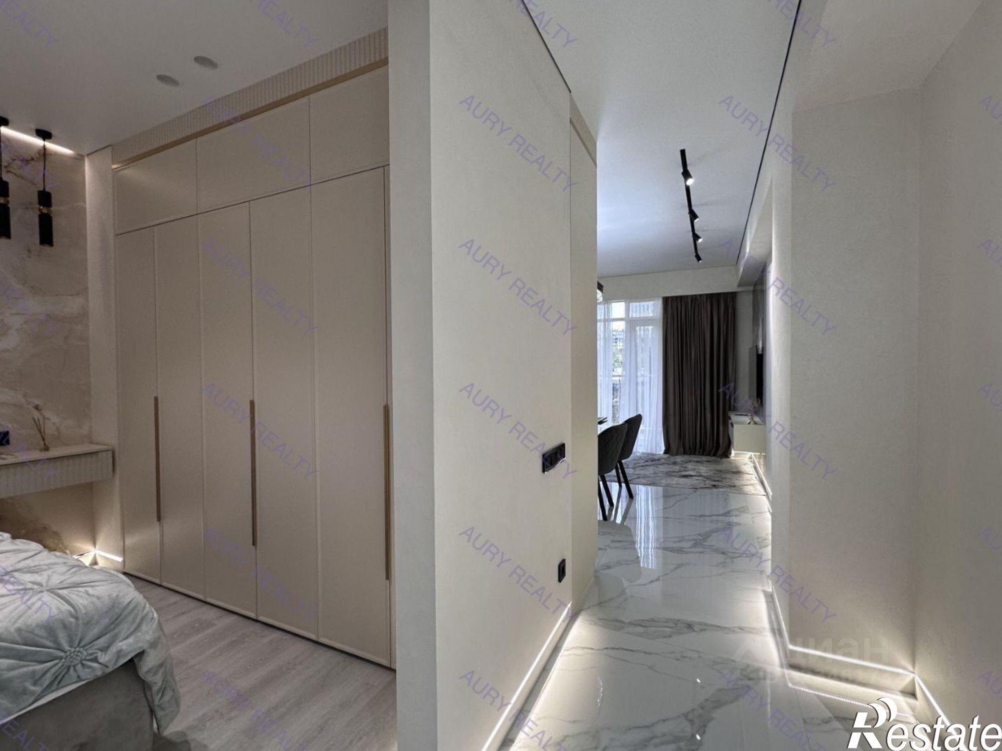 Купить квартиру за 23 800 000 рублей на ул Гагринская, 3/8