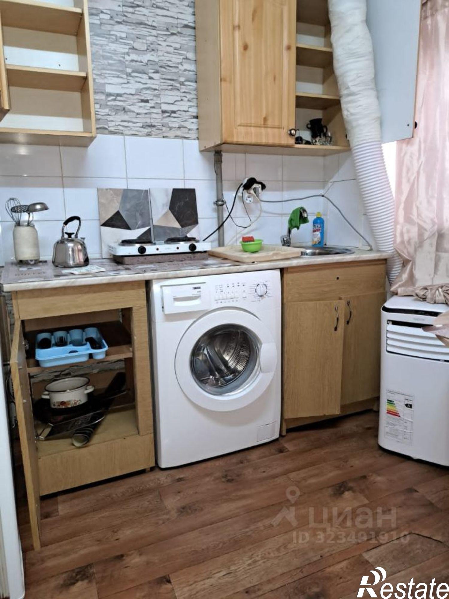 Купить гараж, место в паркинге за 2 500 010 рублей на улица Яна Фабрициуса, 2/36г