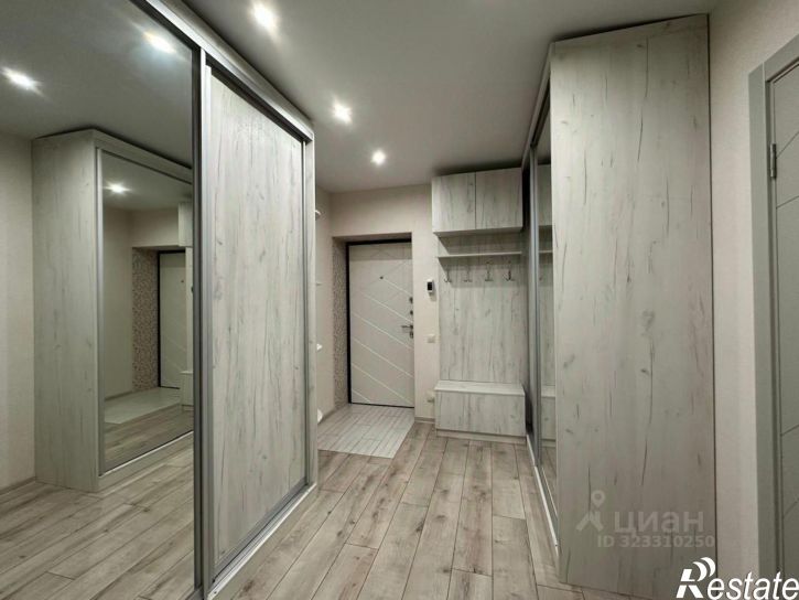 3-комн квартира улица Яна Фабрициуса, 2/9А,  д. 2/9А