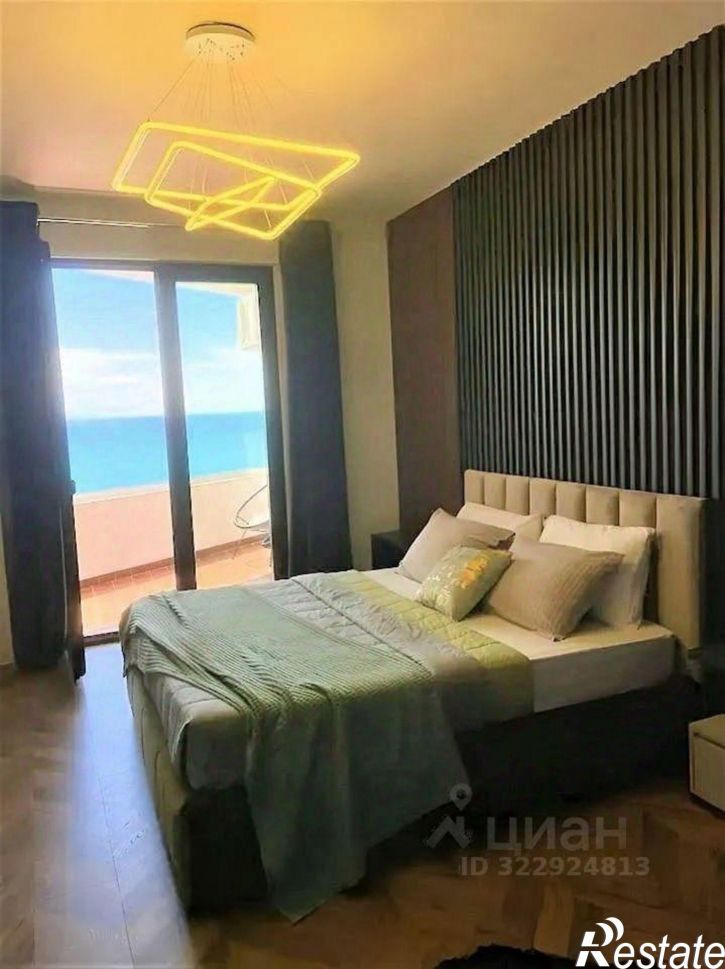 3-комн квартира ул Гагринская, 3/5,  д. 3/5