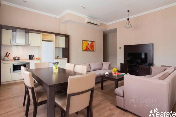 4-комн квартира наб Времена года, 3,  д. 3