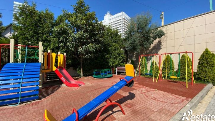 3-комн квартира ул Гагринская, 10,  д. 10