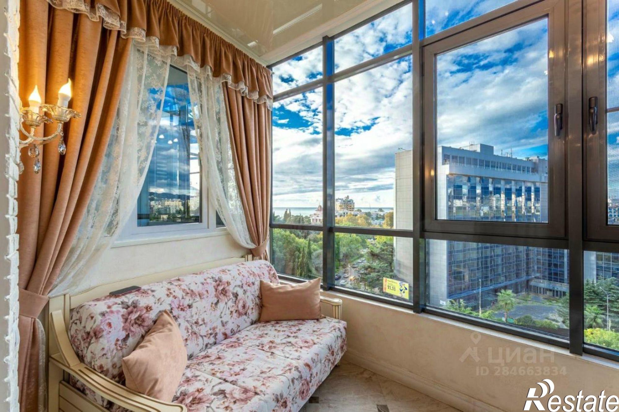 Сдать квартиру за 300 000 рублей на улица Войкова, 21