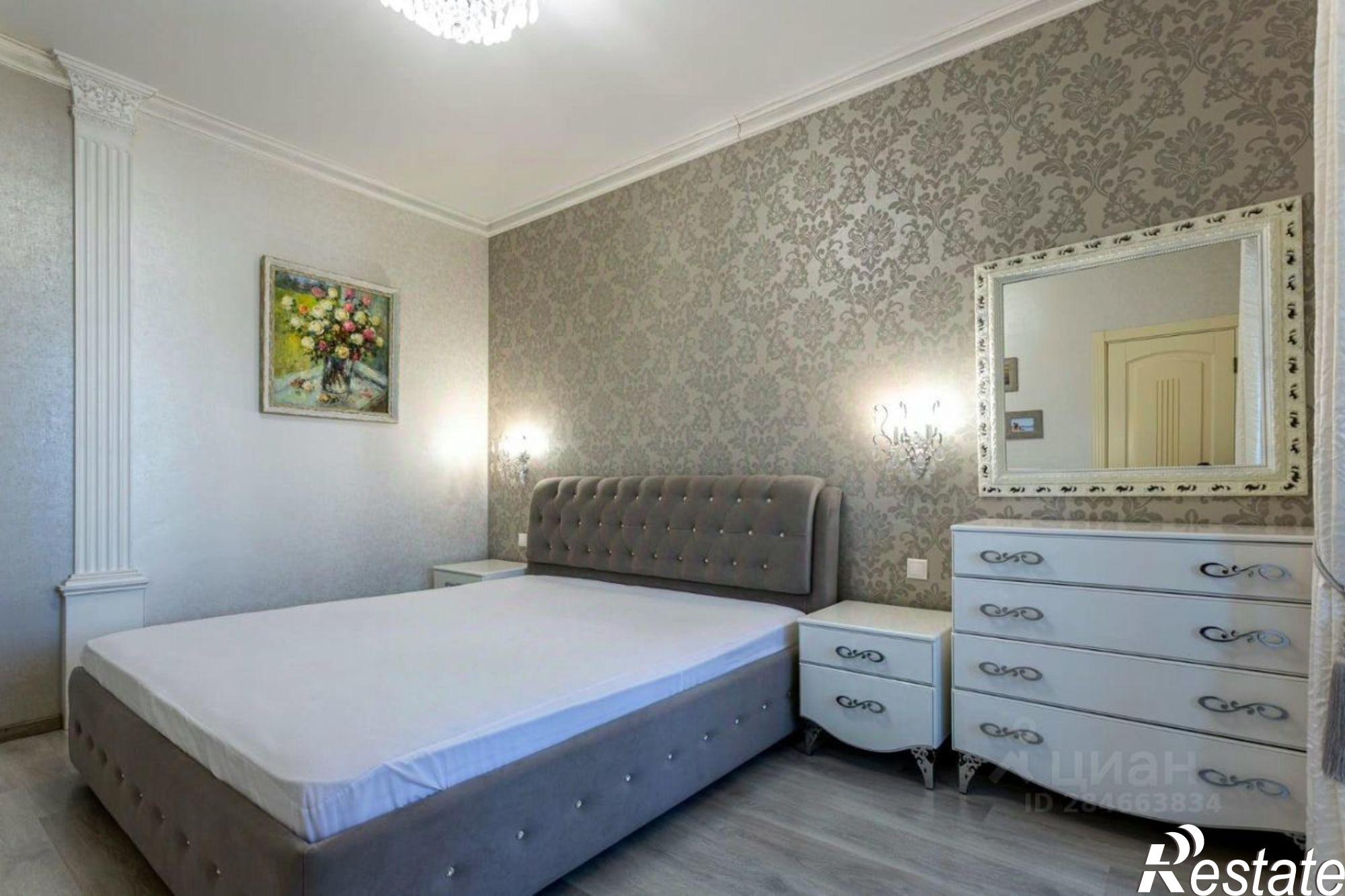 Сдать квартиру за 300 000 рублей на улица Войкова, 21