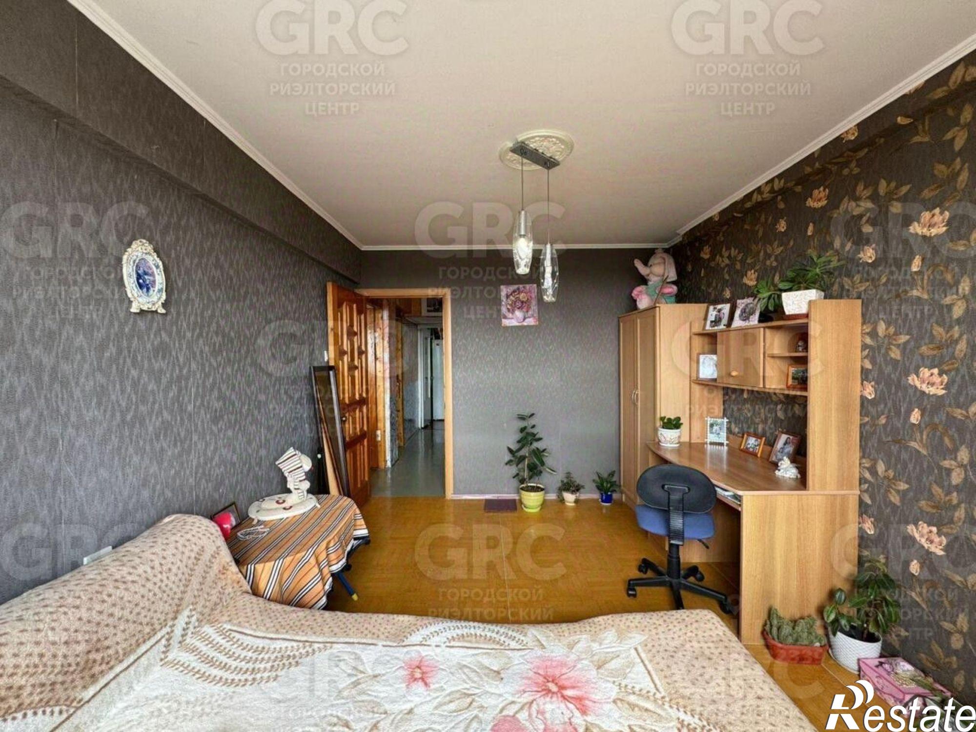 Купить квартиру за 14 000 000 рублей на Вишнёвая улица, 24