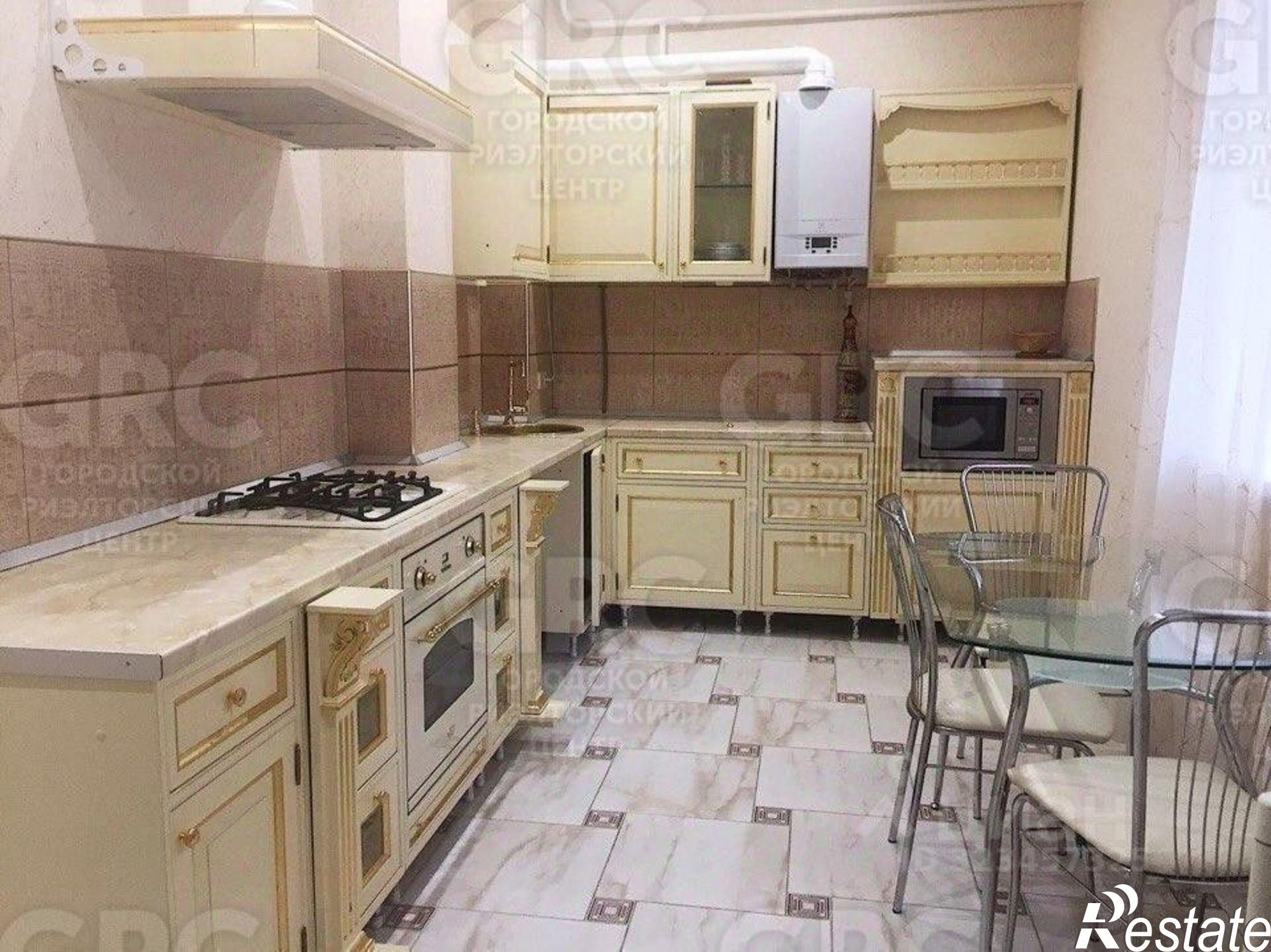 Купить квартиру за 16 000 000 рублей на Медовая улица, 86