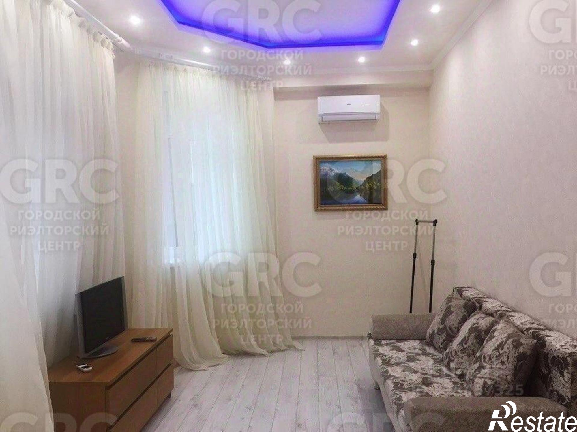 Купить квартиру за 16 000 000 рублей на Медовая улица, 86