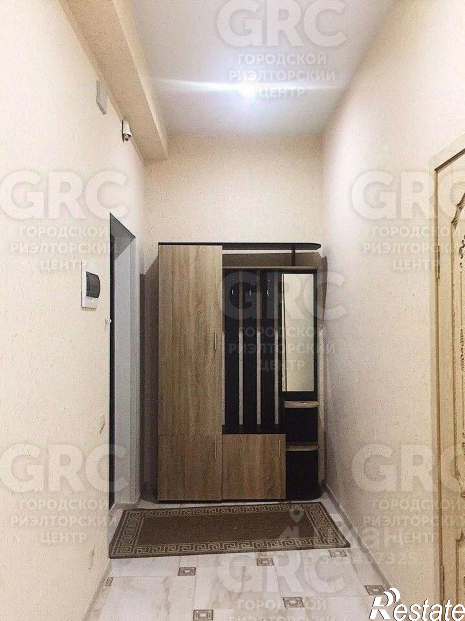 Купить квартиру за 16 000 000 рублей на Медовая улица, 86