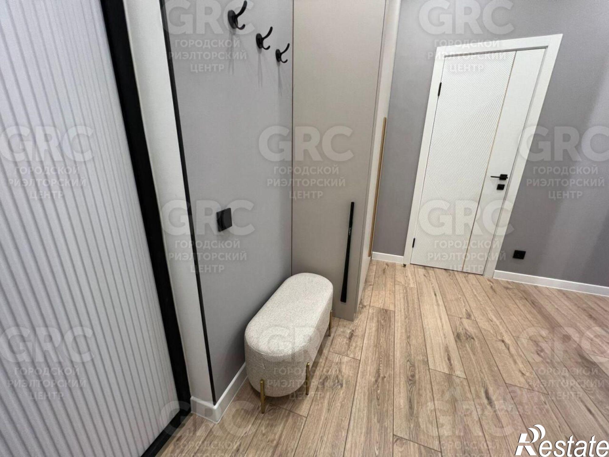 Купить квартиру за 33 000 000 рублей на Параллельная улица, 9 лит2