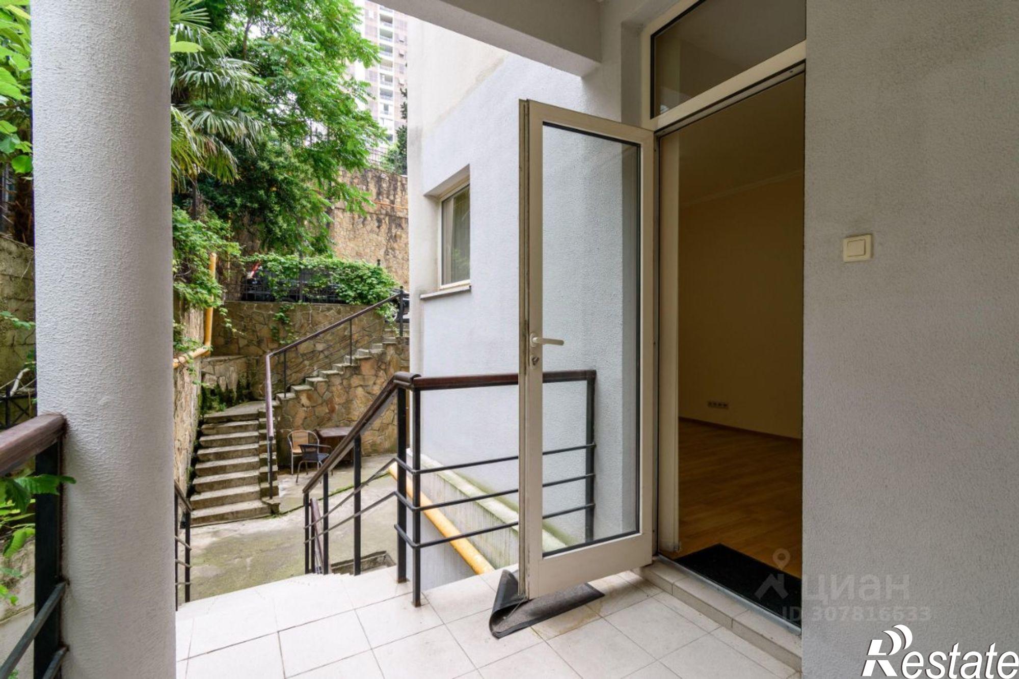 Купить помещение свободного назначения за 45 000 000 рублей на улица Войкова, 35