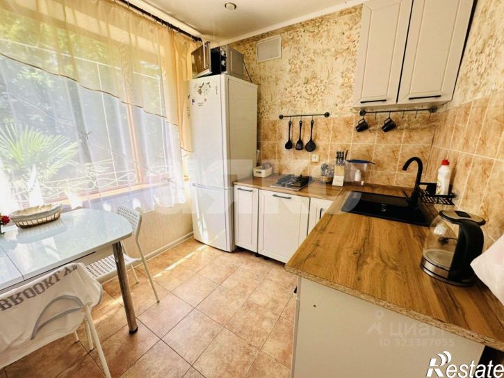 2-комн квартира улица Цюрупы, 8,  д. 8