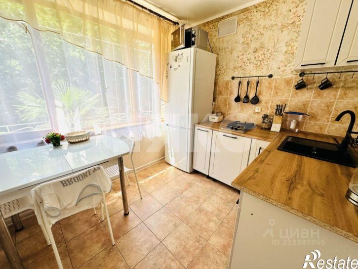 2-комн квартира улица Цюрупы, 8,  д. 8