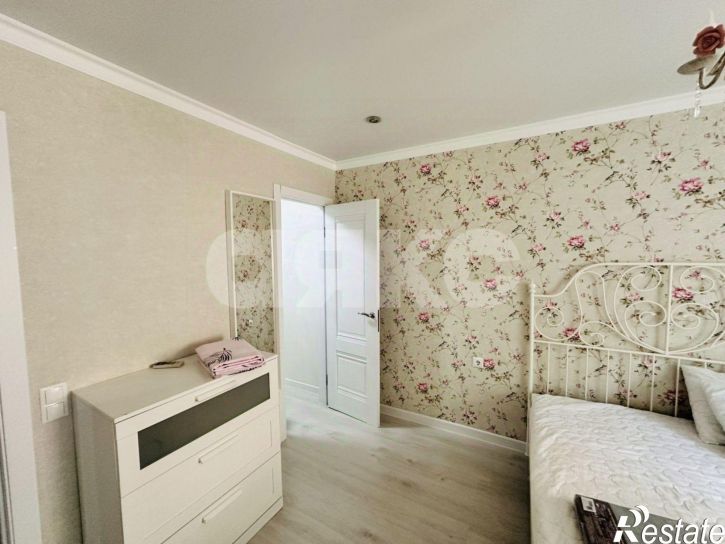 2-комн квартира улица Цюрупы, 8,  д. 8