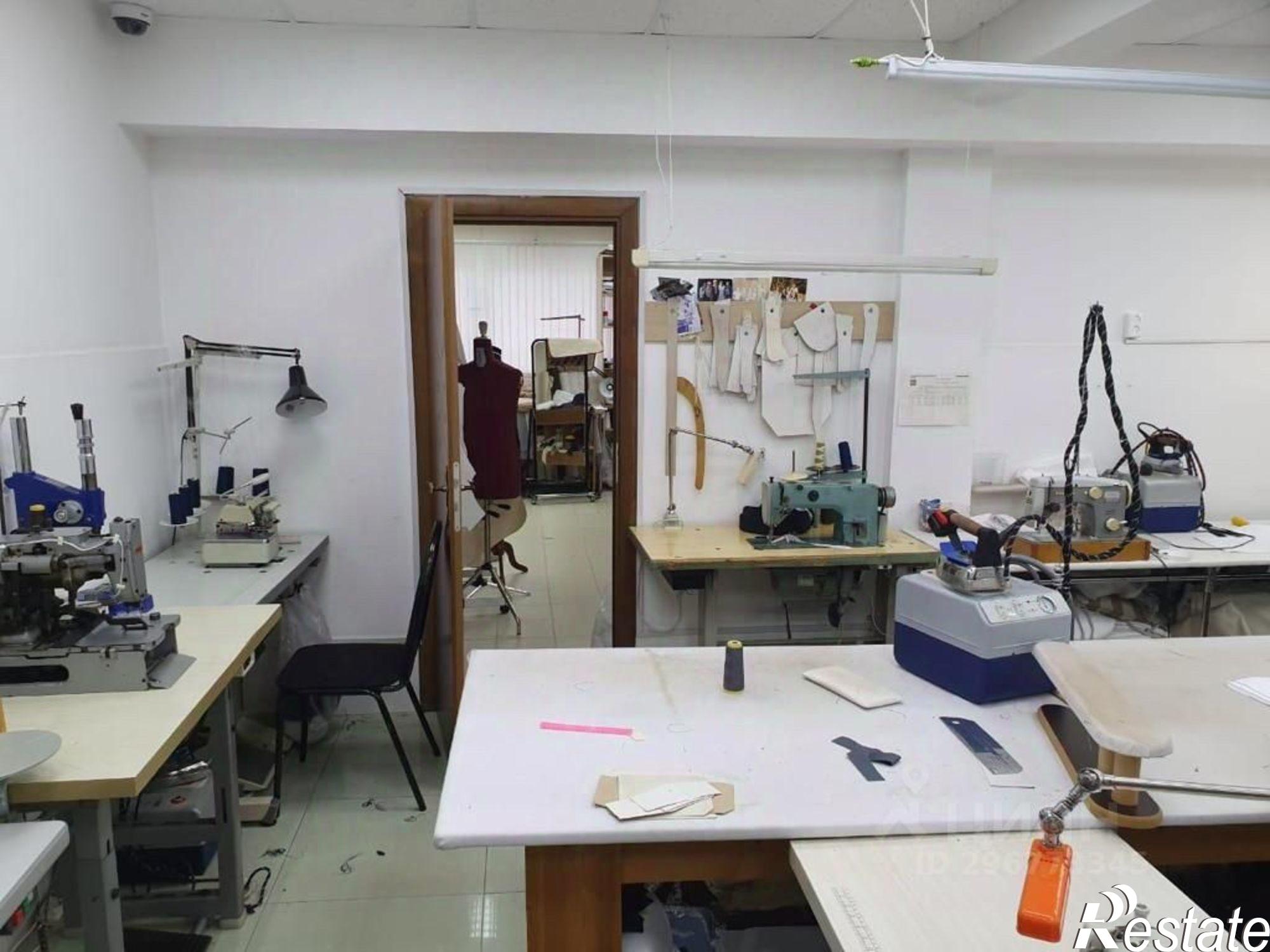 Купить помещение свободного назначения за 19 000 100 рублей на ул Инжирная, 1