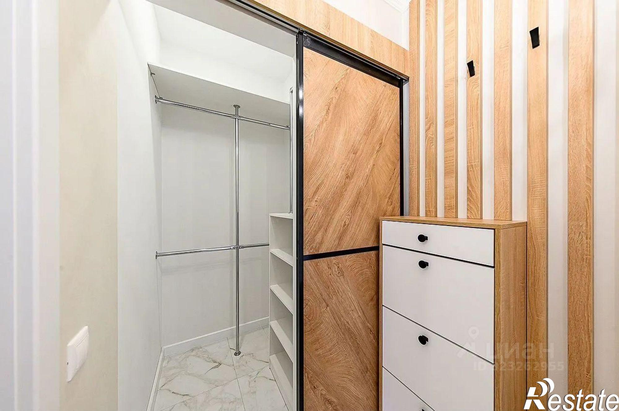 Купить квартиру за 18 000 000 рублей на улица Яна Фабрициуса, 7