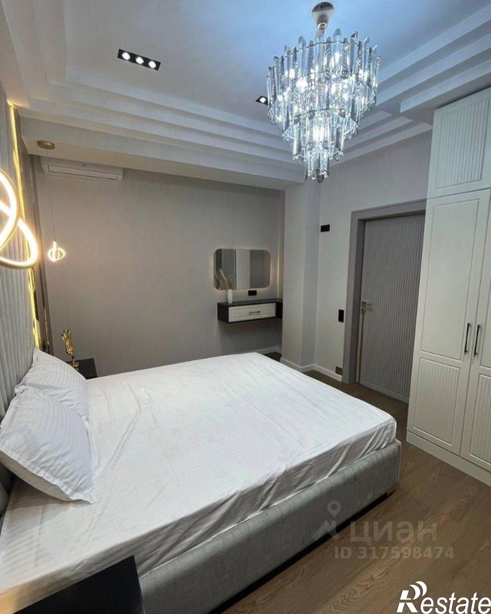 Купить квартиру за 14 300 000 рублей на ул Черноморская, 3