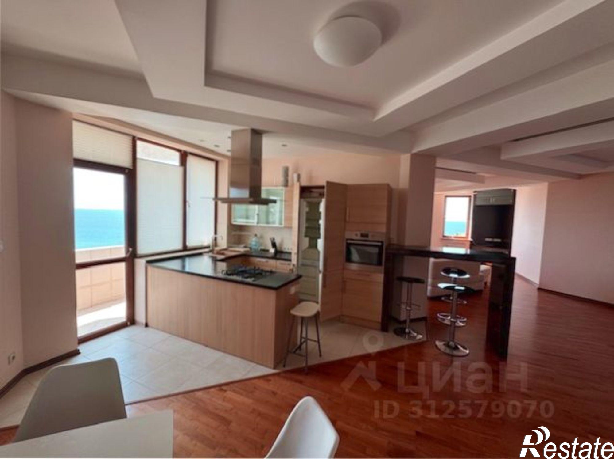 Купить квартиру за 27 000 000 рублей на Курортный пр-кт, 90Б