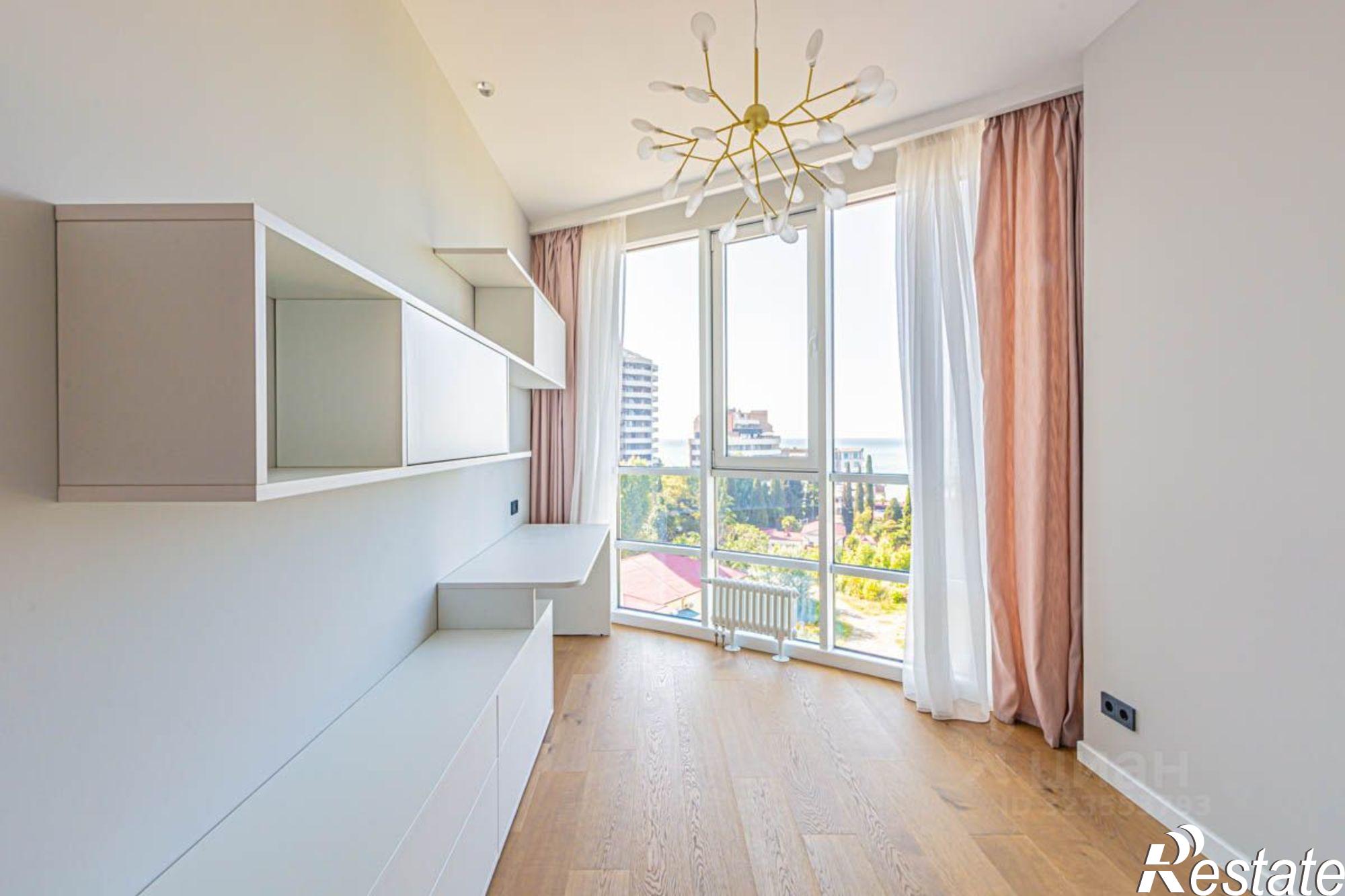 Купить квартиру за 43 000 000 рублей на ул Гагринская, 10