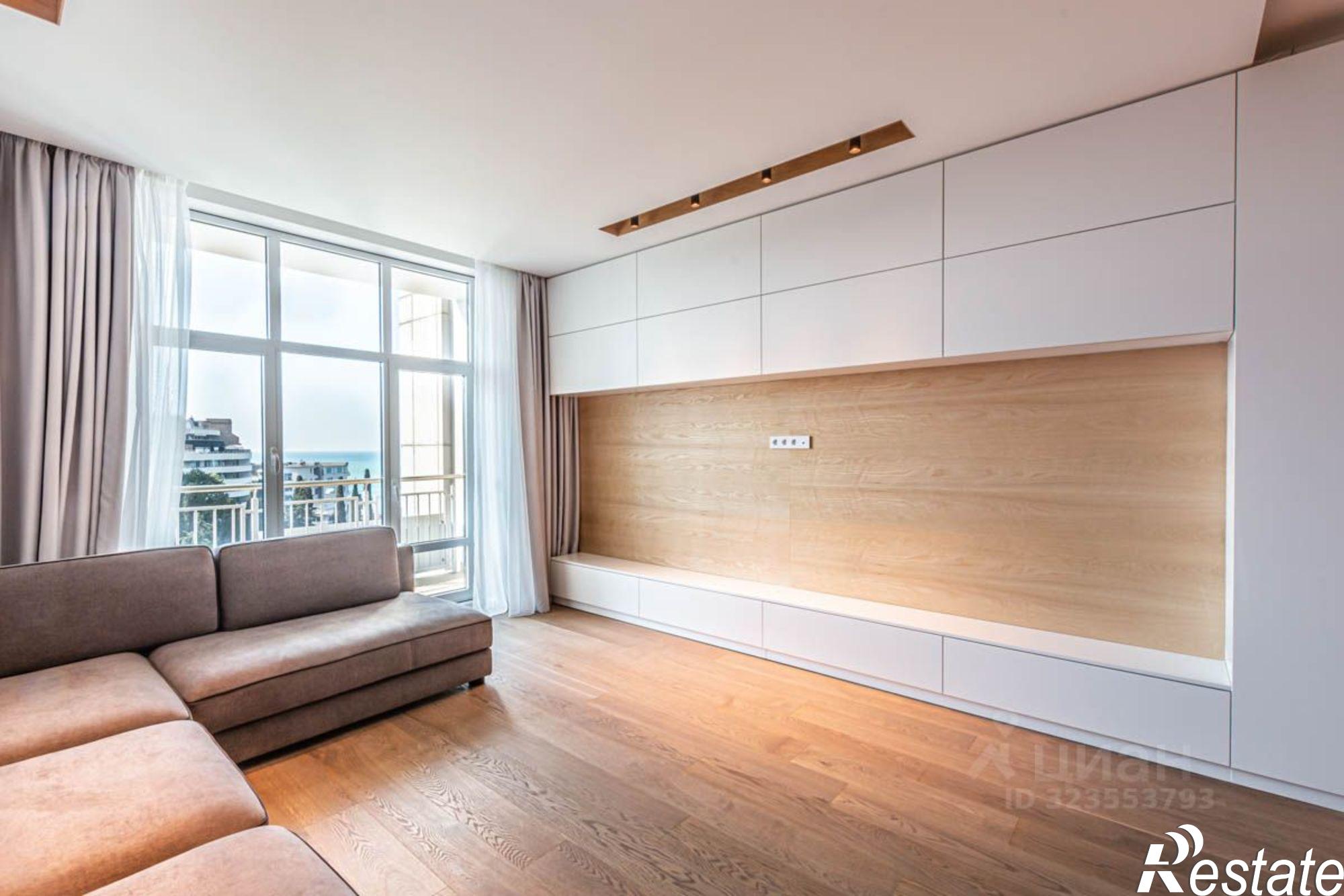 Купить квартиру за 43 000 000 рублей на ул Гагринская, 10