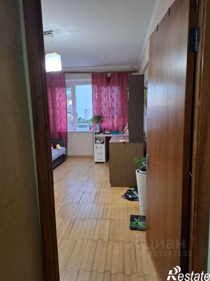 3-комн квартира ул Альпийская, 17,  д. 17