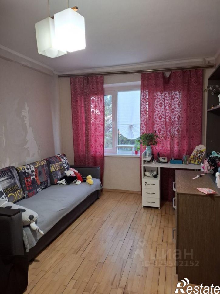 3-комн квартира ул Альпийская, 17,  д. 17