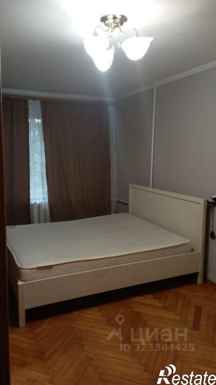 2-комн квартира улица Цюрупы, 10,  д. 10