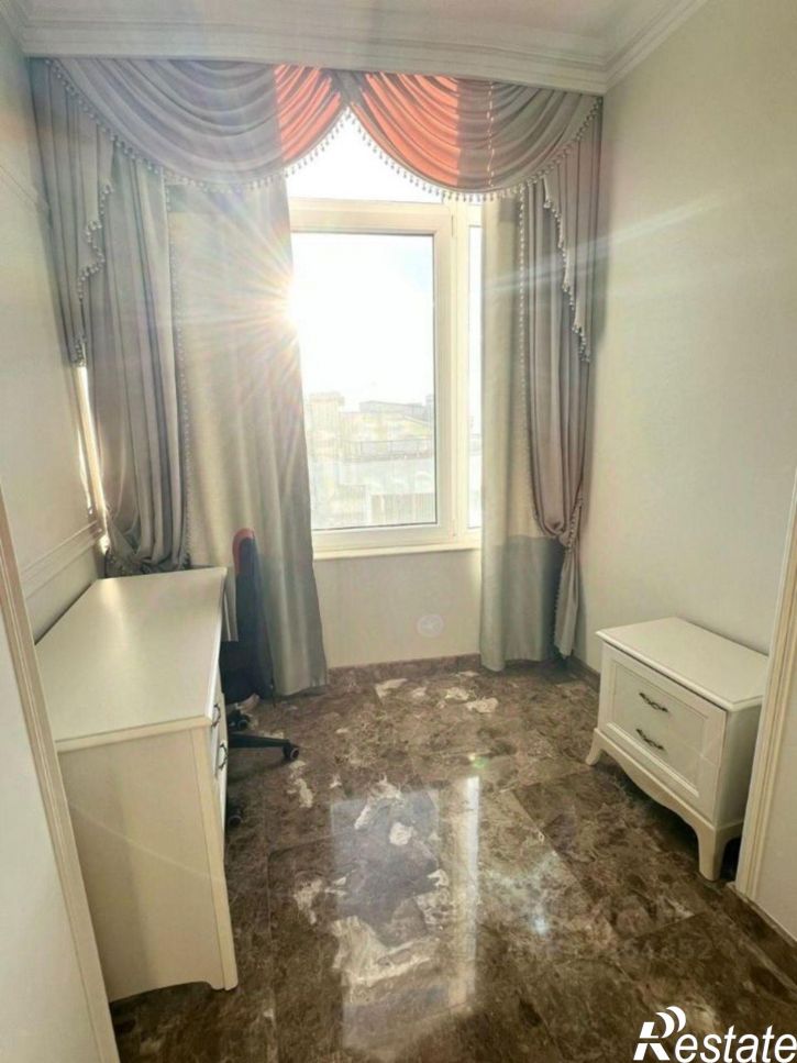 4-комн квартира Первомайская улица, 21,  д. 21