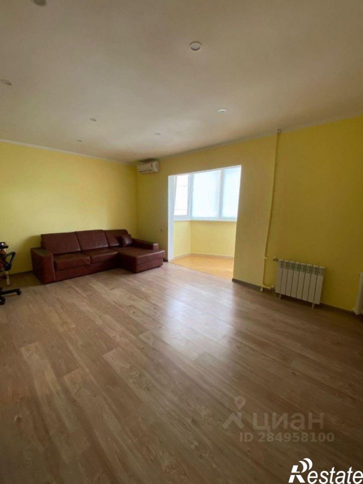 2-комн квартира Клубничная улица, 32,  д. 32