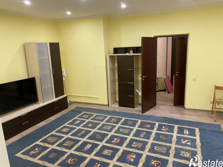 2-комн квартира Клубничная улица, 32,  д. 32