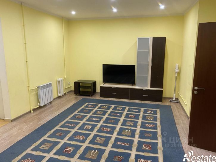 2-комн квартира Клубничная улица, 32,  д. 32