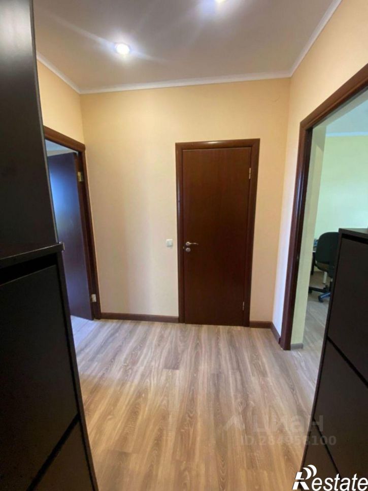 2-комн квартира Клубничная улица, 32,  д. 32