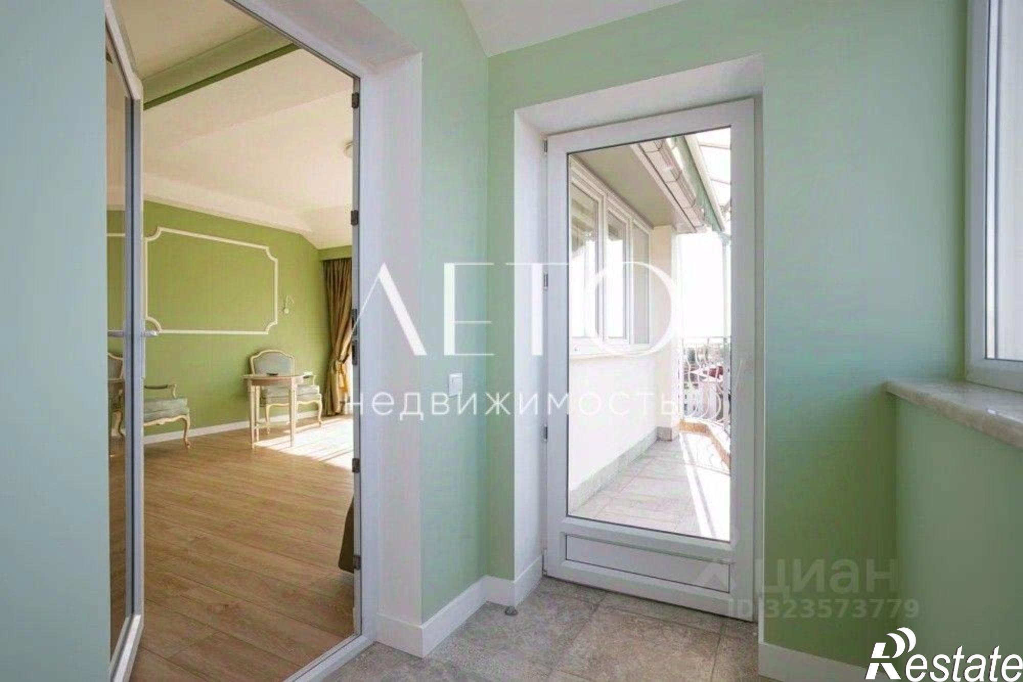 Купить квартиру за 85 000 000 рублей на улица Роз, 36