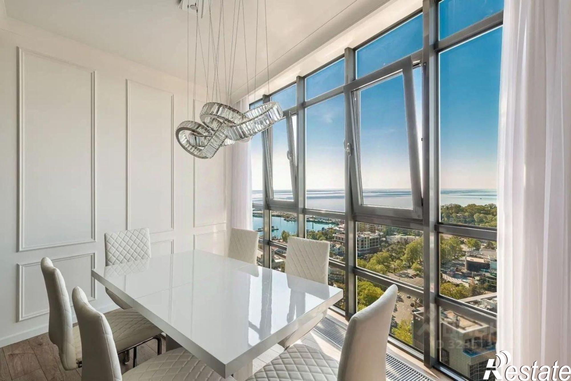 Купить квартиру за 15 000 000 рублей на Первомайская улица, 21