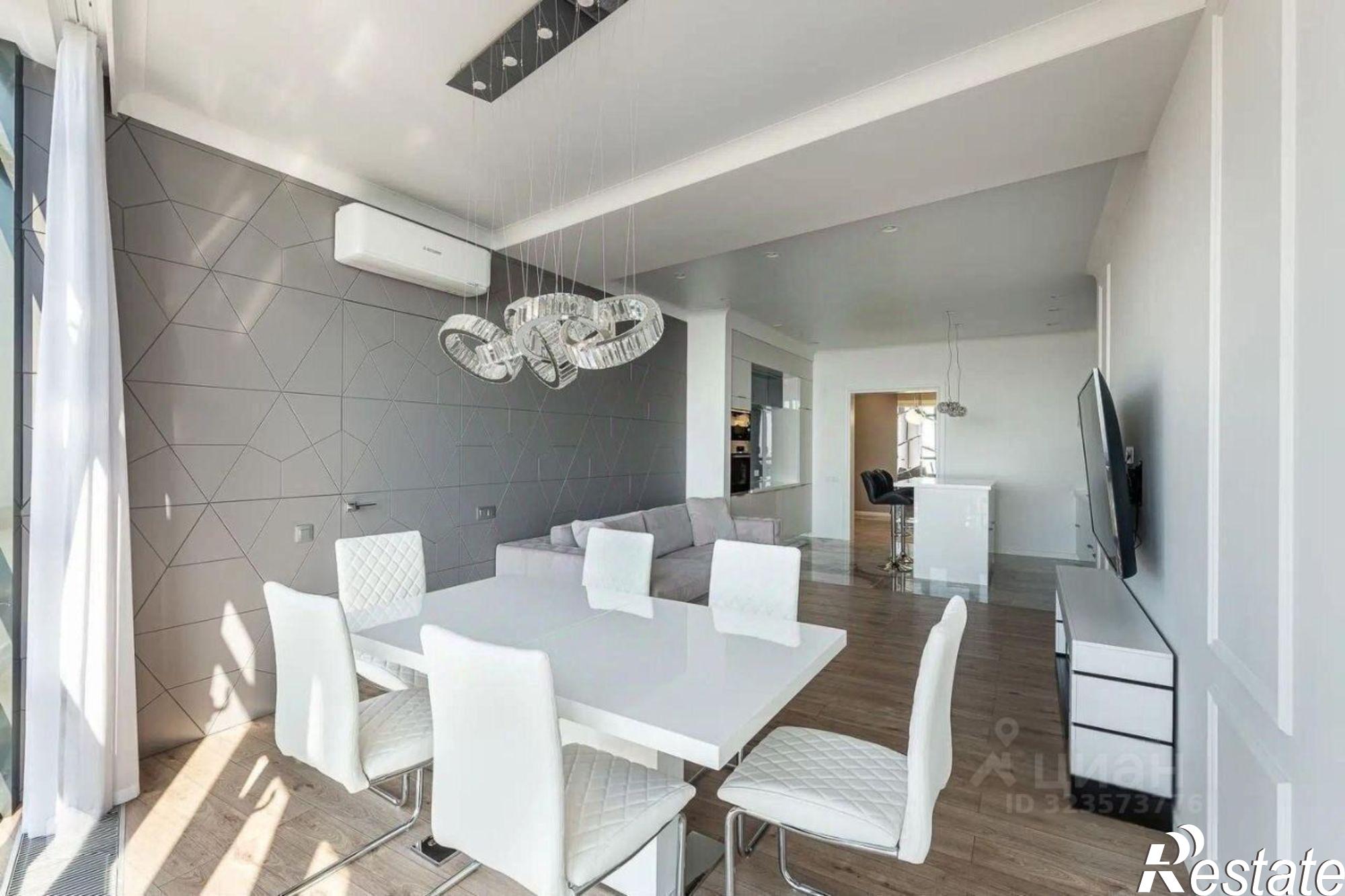 Купить квартиру за 15 000 000 рублей на Первомайская улица, 21