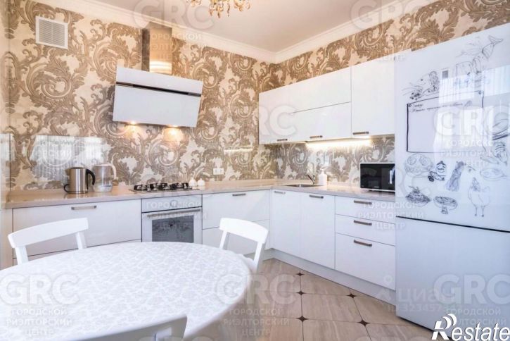 3-комн квартира улица Крупской, 32,  д. 32