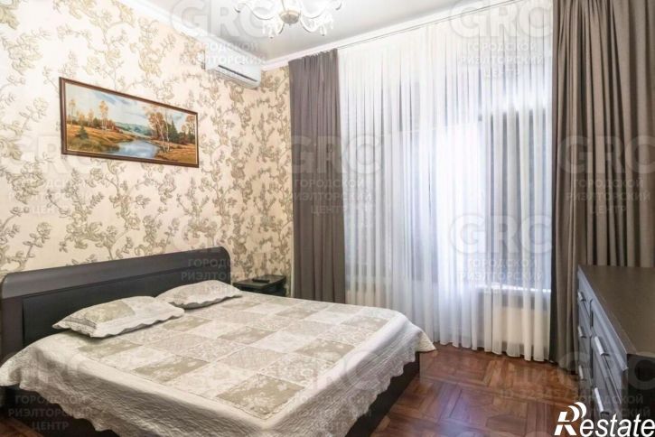 3-комн квартира улица Крупской, 32,  д. 32