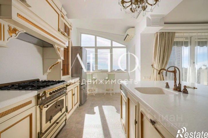 3-комн квартира улица Роз, 36,  д. 36