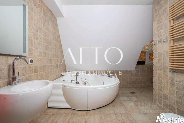 3-комн квартира улица Роз, 36,  д. 36