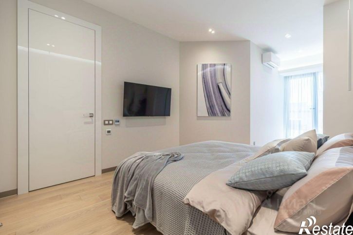 4-комн квартира улица Войкова, 21,  д. 21