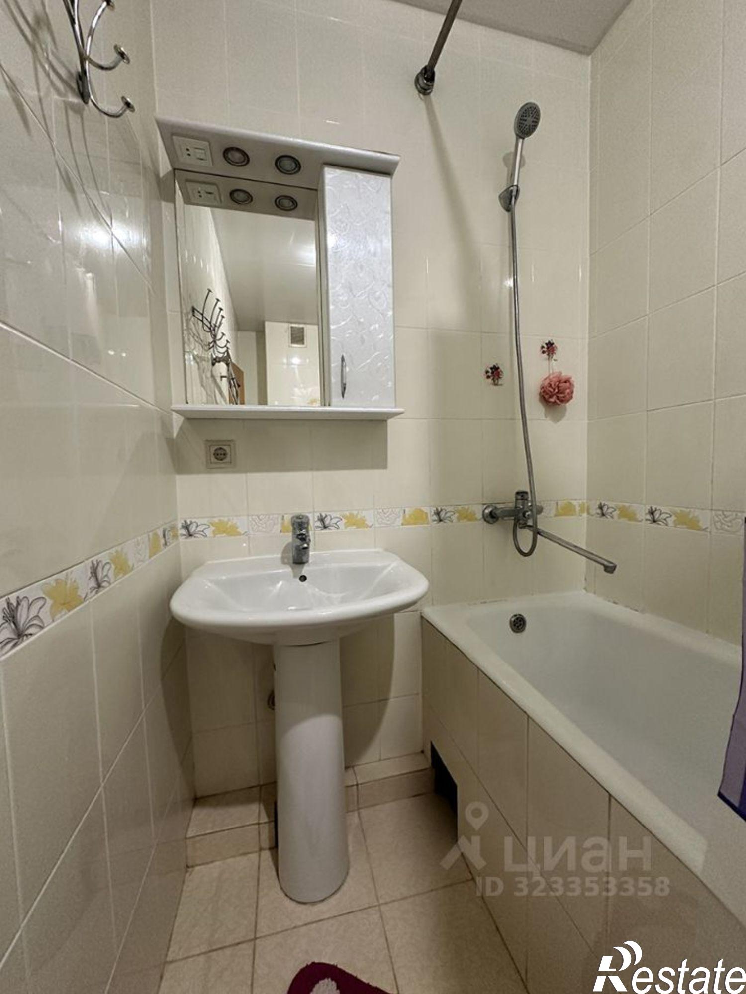 Сдать квартиру за 50 000 рублей на ул Депутатская, 15/10