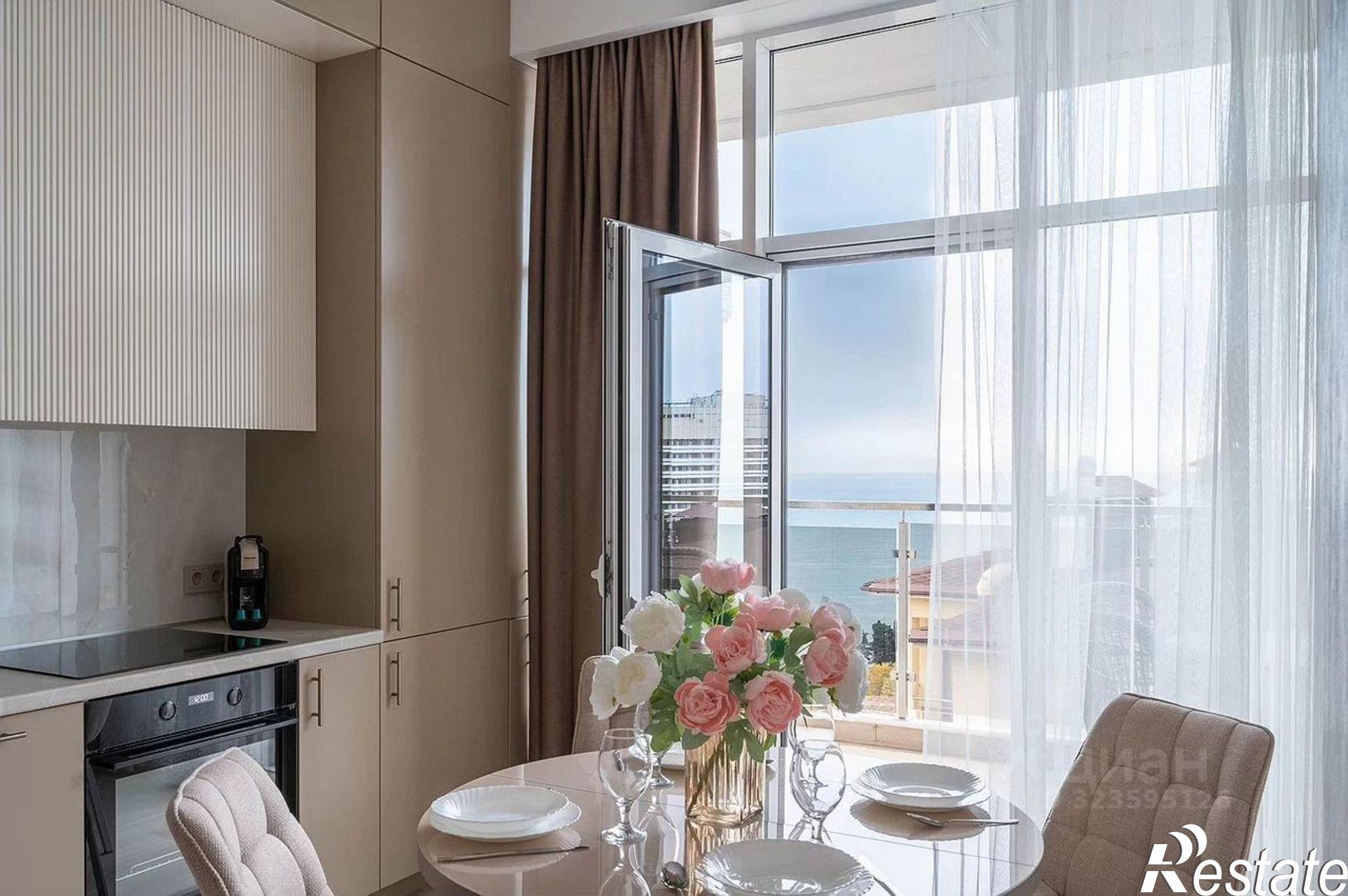 Купить квартиру за 30 000 000 рублей на ул Гагринская, 3/8