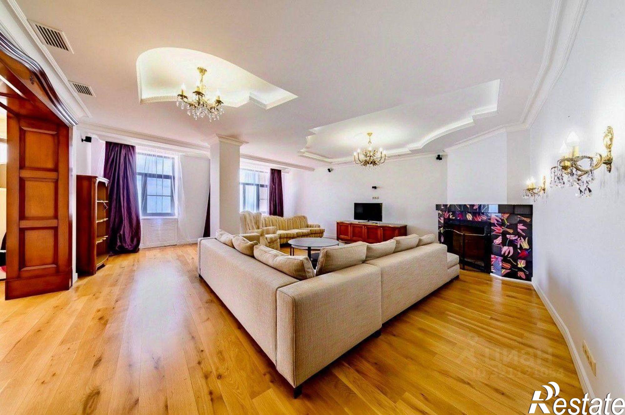 Купить квартиру за 85 000 000 рублей на Курортный пр-кт, 94/28