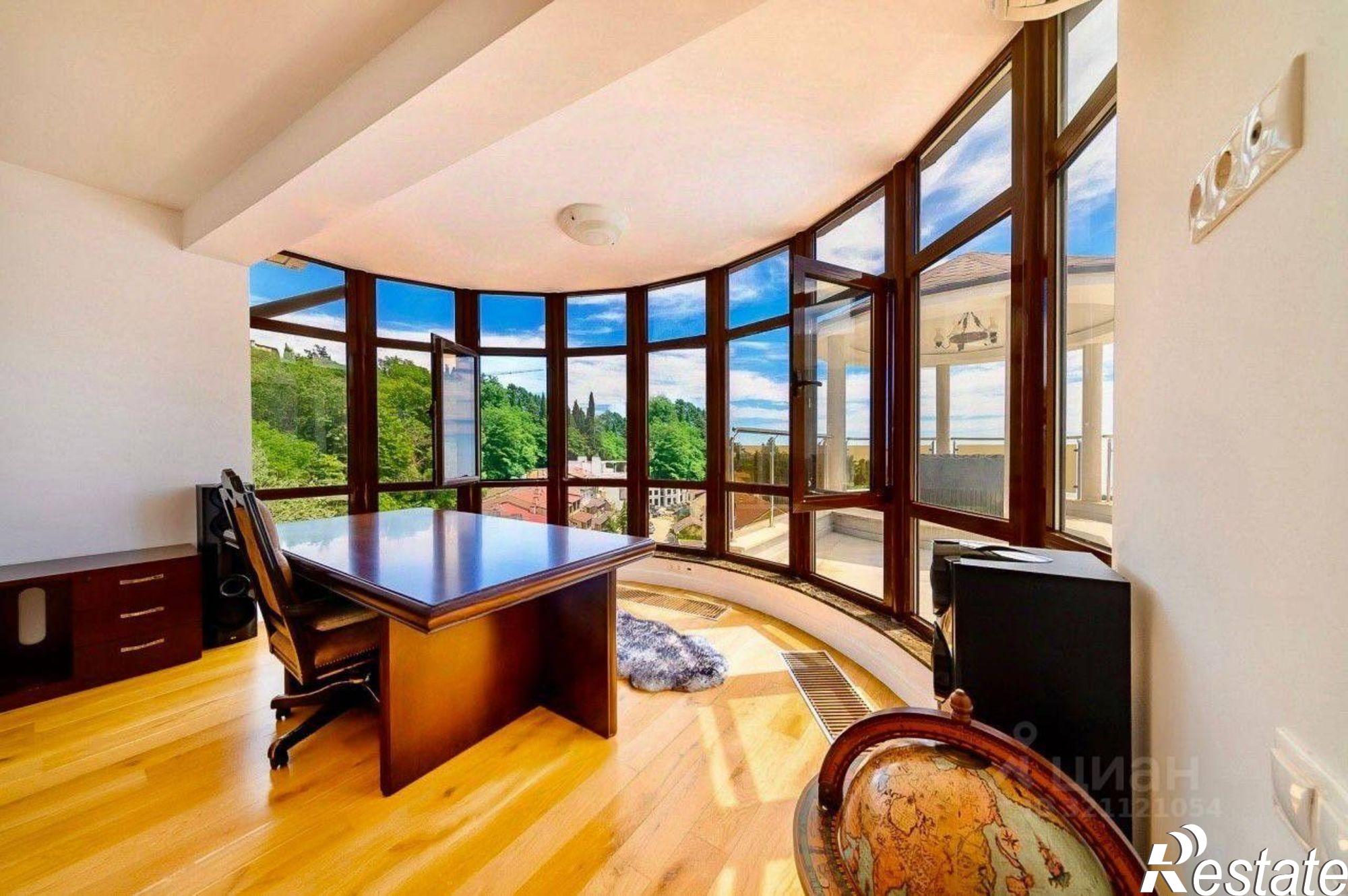 Купить квартиру за 85 000 000 рублей на Курортный пр-кт, 94/28