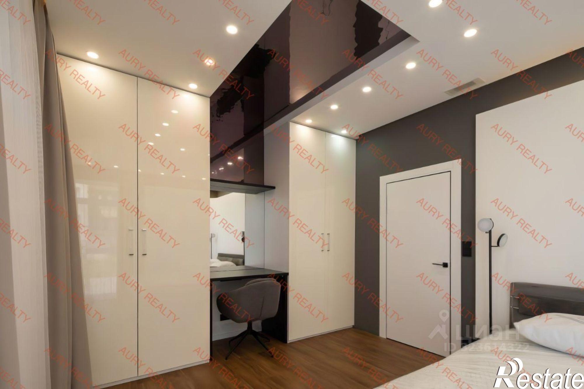 Купить квартиру за 36 000 000 рублей на Красная улица, 2