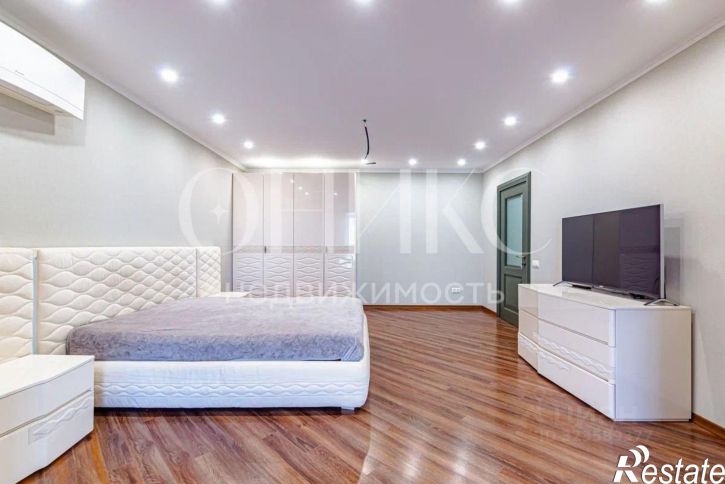 3-комн квартира Виноградная улица, 4,  д. 4