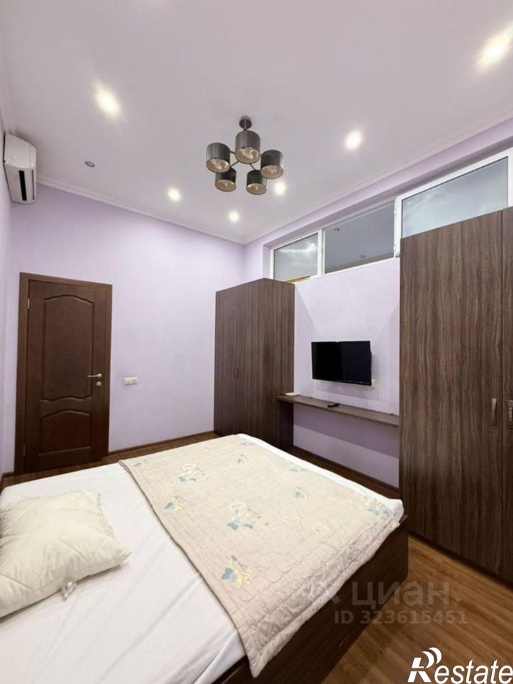 2-комн квартира Альпийская улица, 1/3,  д. 1/3